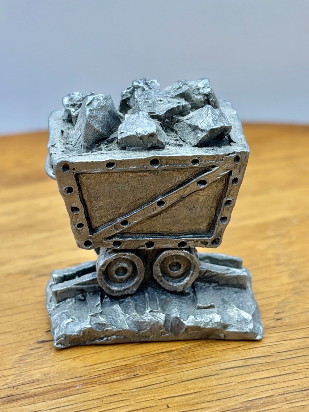 Vintage 1990 DE Metal Pewter Gold Mining Cart Trinket Mini 1.25” x 1.25”